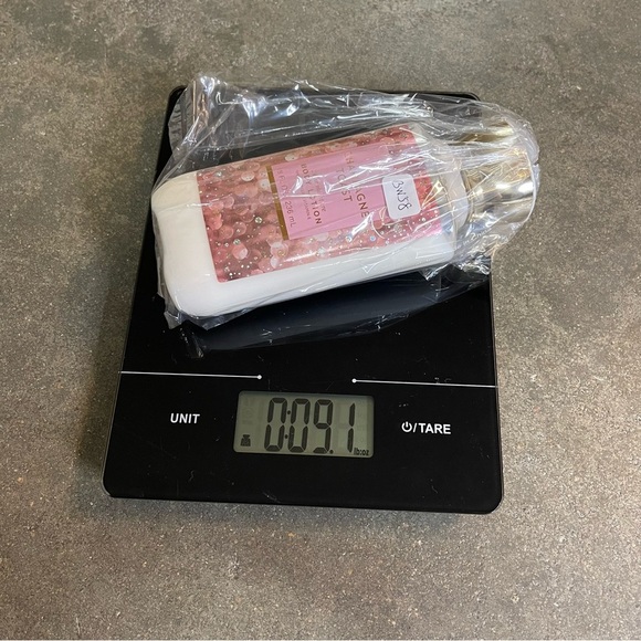 Bath & Body Works Champagne Toast Body Lotion 8 oz Shea Butter + Vitamin E - Picture 5 of 5